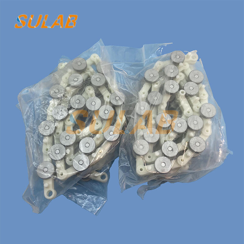 Xizi Otis Escalator Slewing Chain XAA332DS with 17-section Handrail and 50.5mm Pitch Made of PA66+30%GF