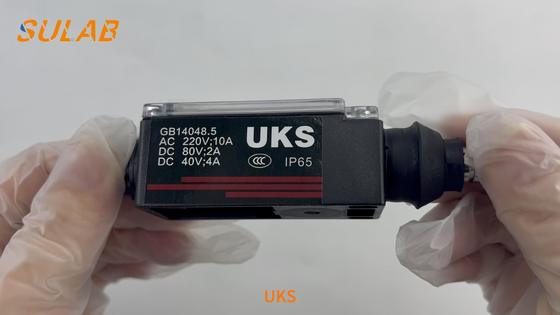 UKS σειράς ασανσέρ πόρτα όριο διακόπτη με IP67 προστασία απρόβλεπτη προστασία ISO9001 πιστοποιημένο AC 220V / DC 110V