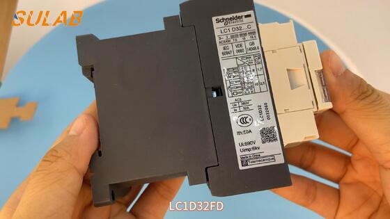 Schneider LC1D32FD 3-πολικός Ρελές Ισχύος 32A 110VDC Πηνίο 1ΝΟ+1NC Βοηθητικό για Πίνακα Ελέγχου Ανελκυστήρα